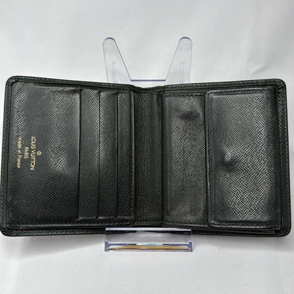 Louis Vuitton Green Taiga Leather Bi-Fold Wallet | Men’s | Pre-Owned |